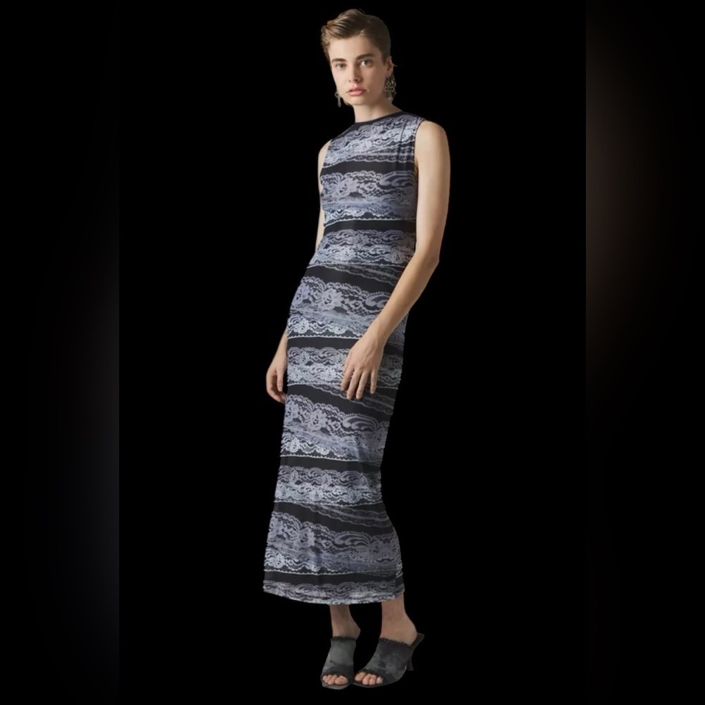 Lace  pattern dress - Picture 8 of 8